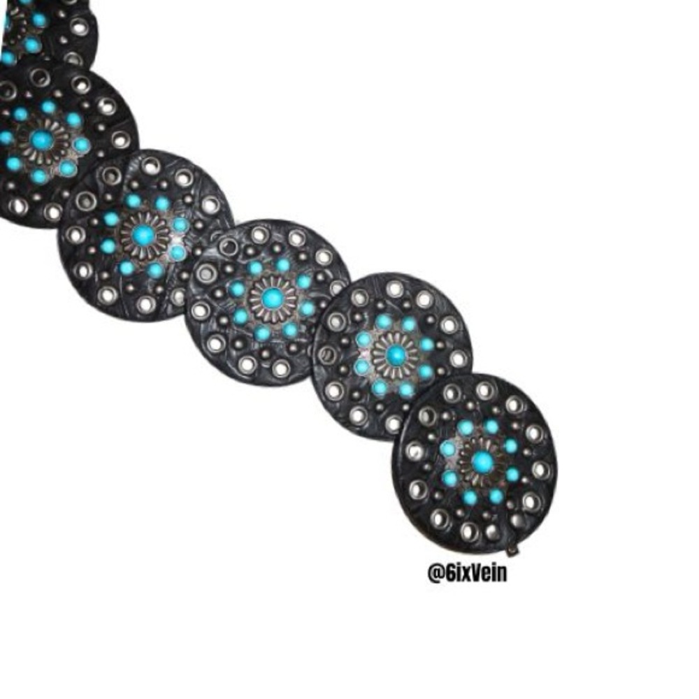 Circle Belt - Picture 2 of 2